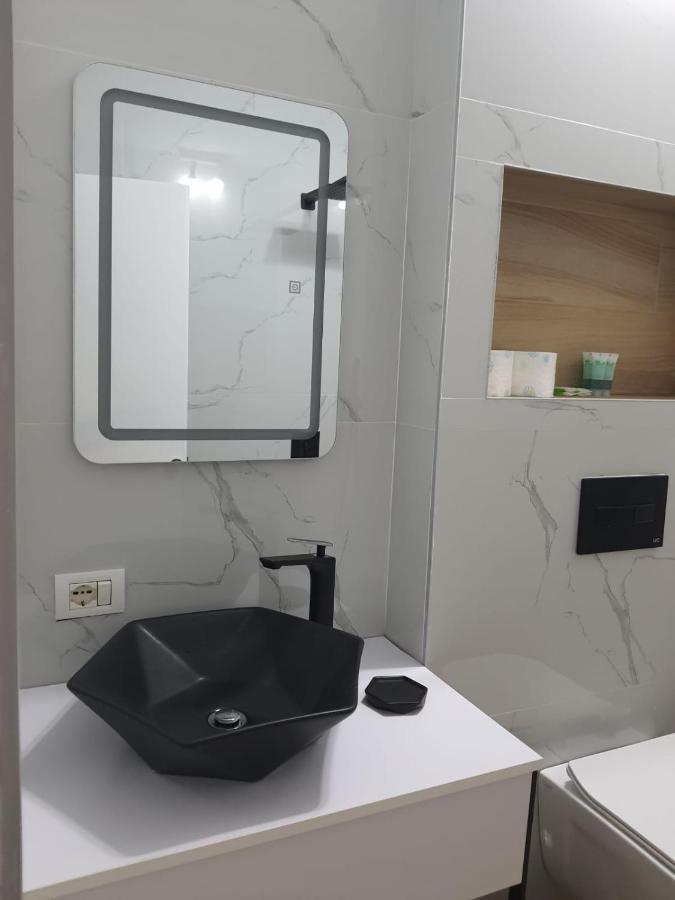 Modern Apartment Korca 2 Extérieur photo